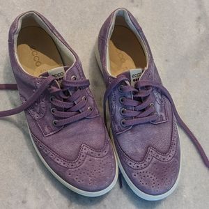 Ecco Purple spikeless golf shoes, 39
